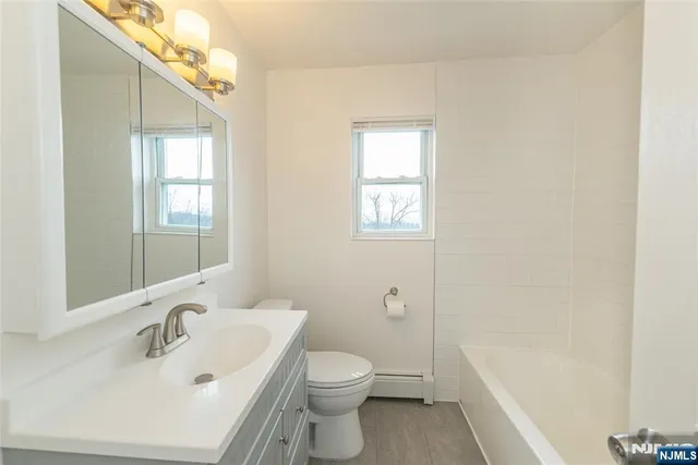 $2,400 | 2467 State Route 10, Unit 315A, Morris Plains, NJ 07950