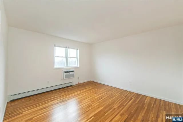 $2,400 | 2467 State Route 10, Unit 315A, Morris Plains, NJ 07950