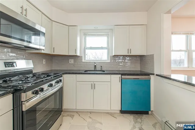 $2,400 | 2467 State Route 10, Unit 315A, Morris Plains, NJ 07950