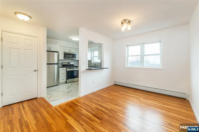 $2,400 | 2467 State Route 10, Unit 315A, Morris Plains, NJ 07950