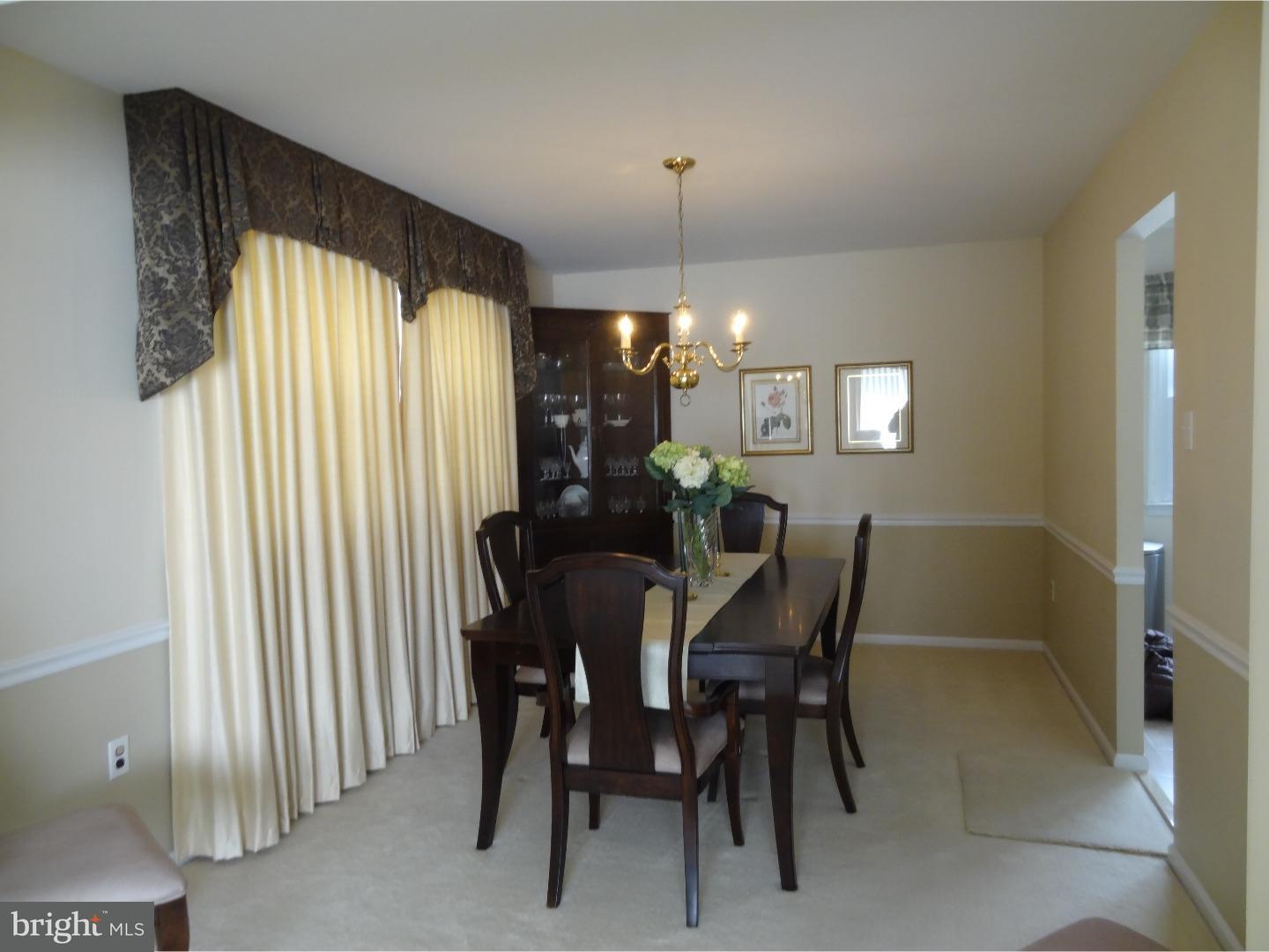 32 Cherokee Road Richboro, PA 18954 - Photo 12 of 25 Dining Room