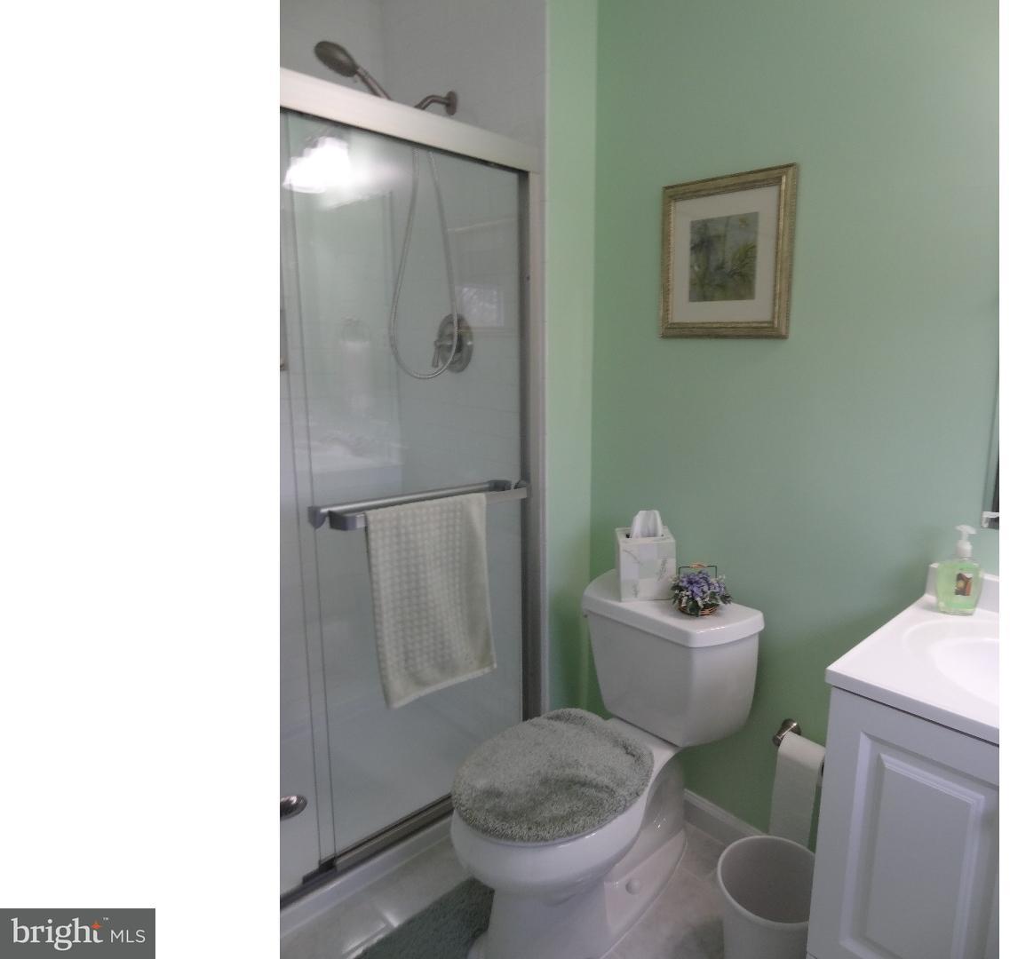 32 Cherokee Road Richboro, PA 18954 - Photo 22 of 25 Master Bathroom