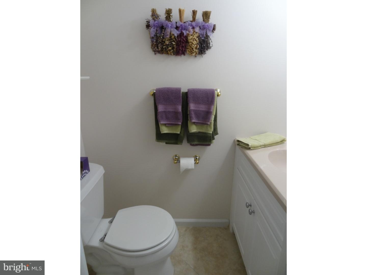 32 Cherokee Road Richboro, PA 18954 - Photo 6 of 25 Half Bath