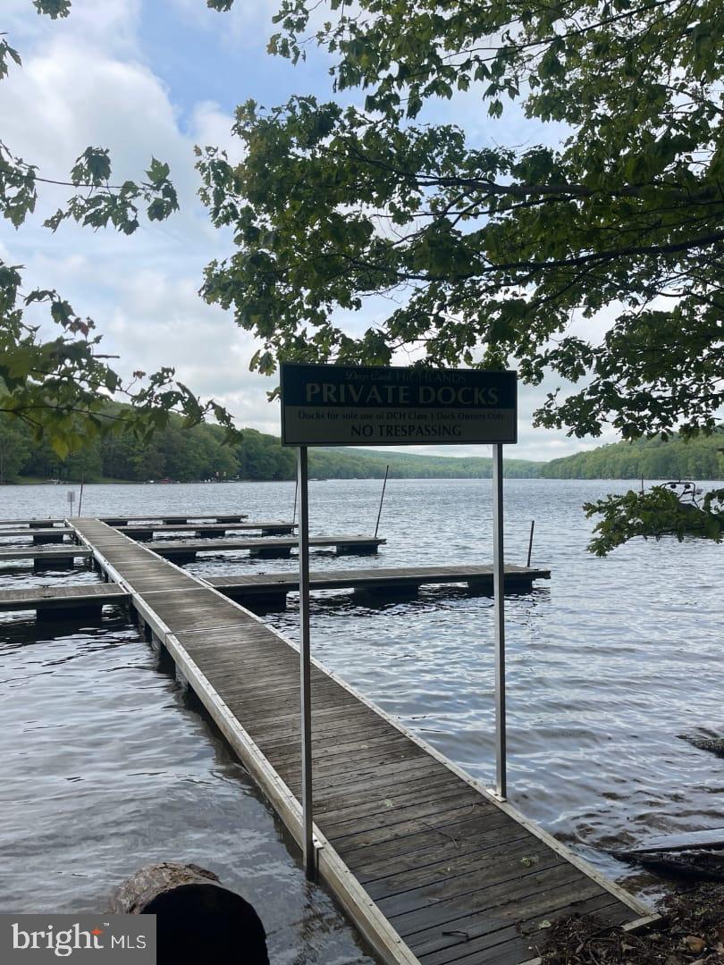 422 Mountaintop Road McHenry, MD 21541 - Photo 3 of 107 a view of a balcony with wooden floor