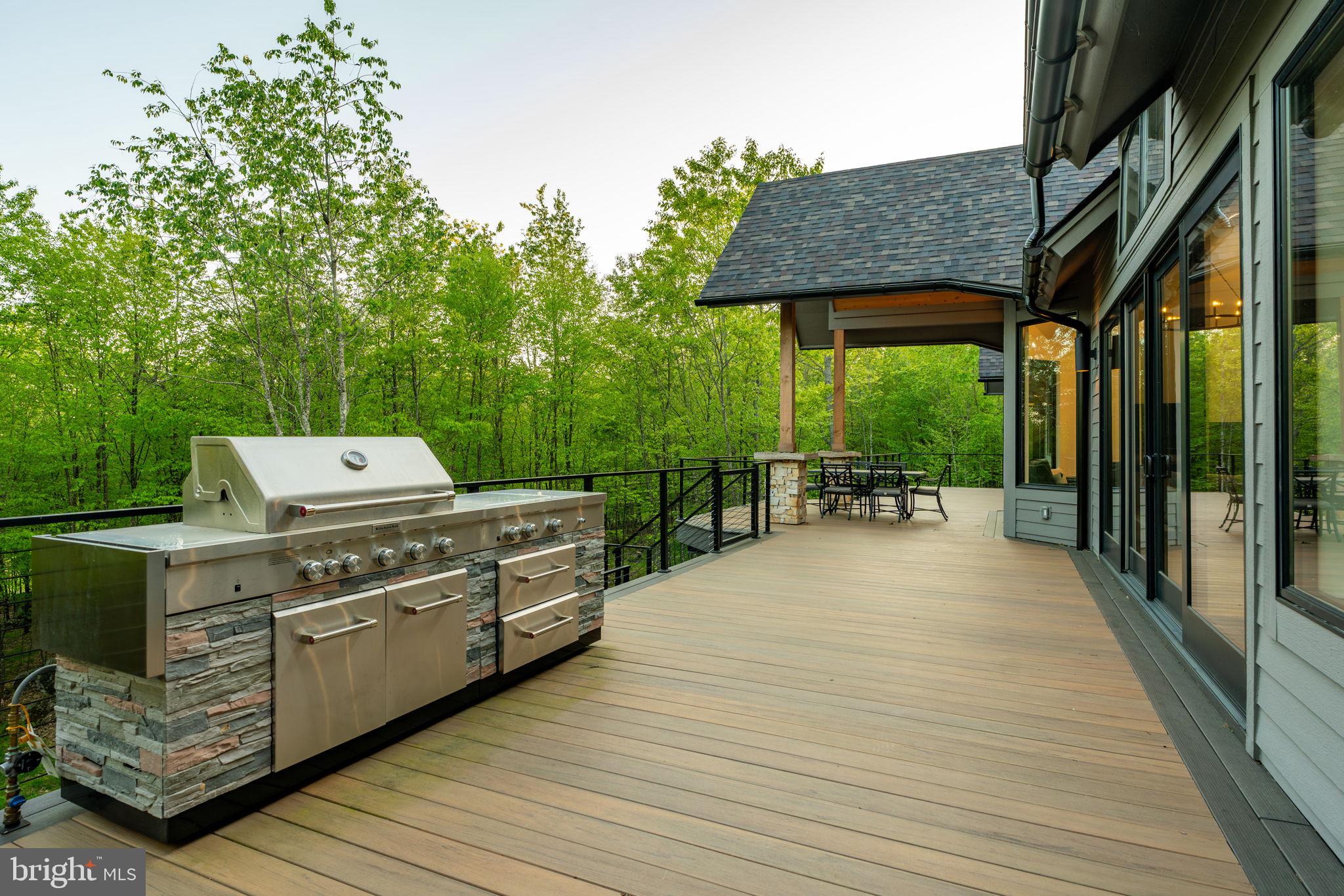 422 Mountaintop Road McHenry, MD 21541 - Photo 85 of 107 Exterior Upper Level Deck View