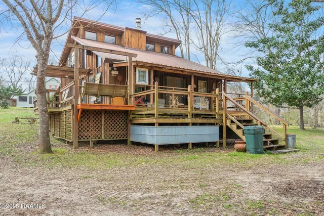 $276,500 | 24 Hidden Hills Road, Arnaudville, LA 70512