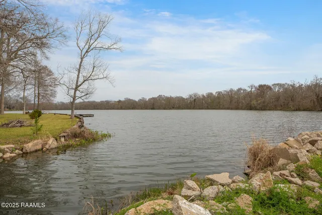 $276,500 | 24 Hidden Hills Road, Arnaudville, LA 70512