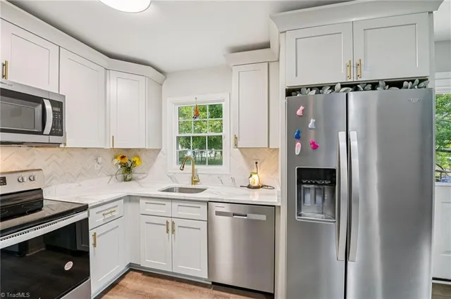 $242,000 | 132 West Kime Avenue, Liberty, NC 27298