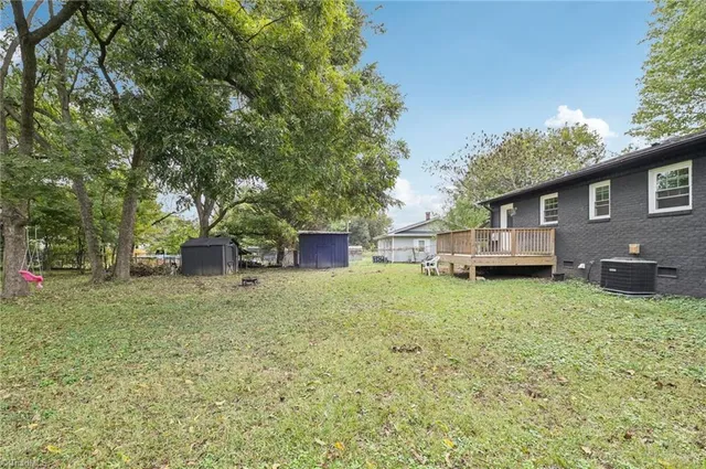 $242,000 | 132 West Kime Avenue, Liberty, NC 27298