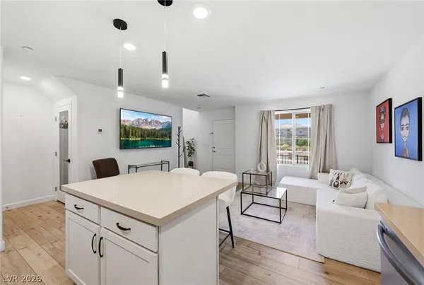 $2,200 | 709 Pickled Pepper Place, Henderson, NV 89011