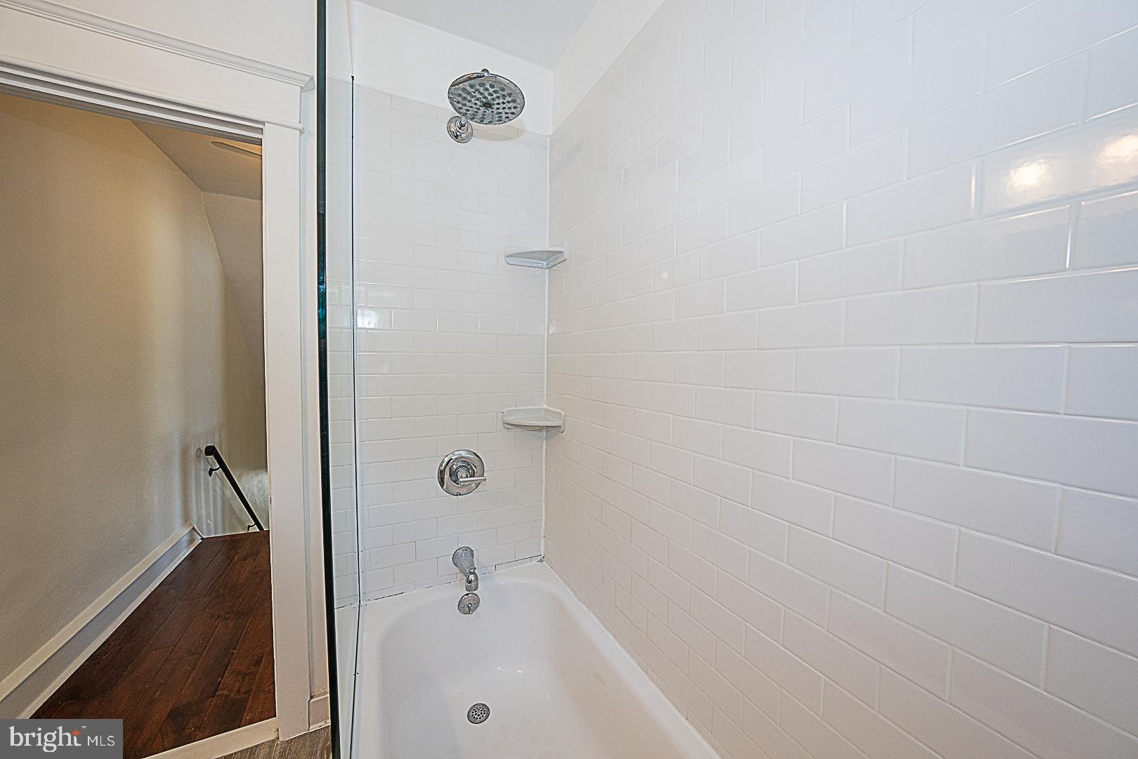 507 Homewood Avenue Narberth, PA 19072 - Photo 18 of 31 a bathroom with a bathtub and shower