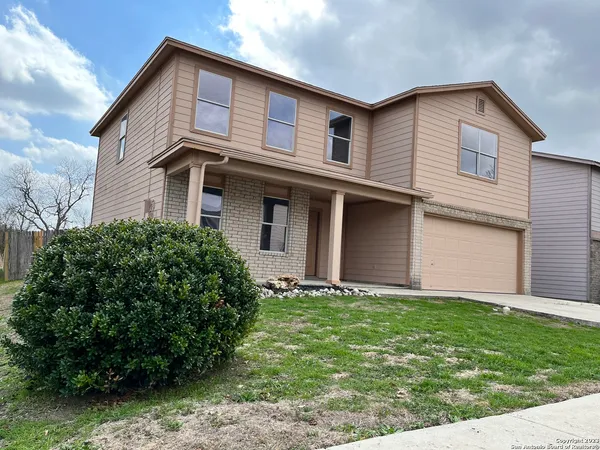 $1,999 | 201 Gatewood Falls, Cibolo, TX 78108