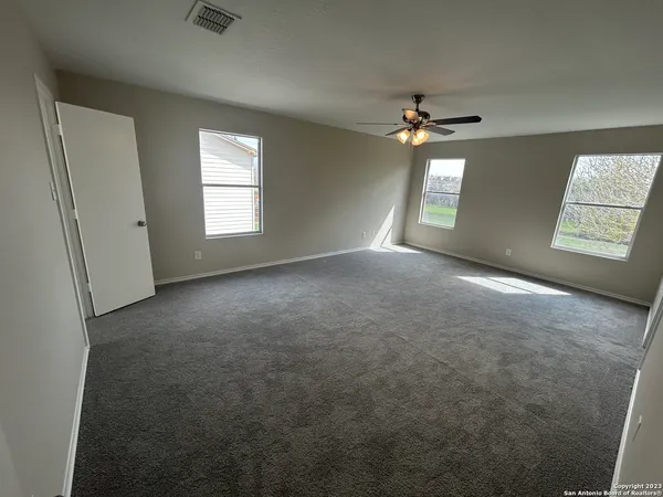 $1,999 | 201 Gatewood Falls, Cibolo, TX 78108