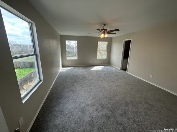 $1,999 | 201 Gatewood Falls, Cibolo, TX 78108