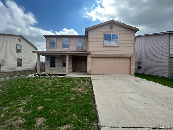 $1,999 | 201 Gatewood Falls, Cibolo, TX 78108