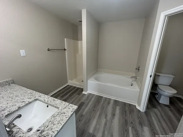 $1,999 | 201 Gatewood Falls, Cibolo, TX 78108