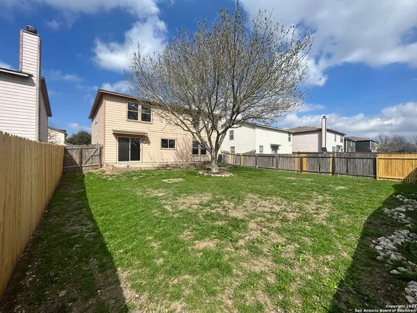 $1,999 | 201 Gatewood Falls, Cibolo, TX 78108