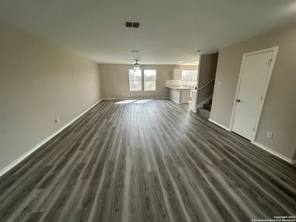 $1,999 | 201 Gatewood Falls, Cibolo, TX 78108