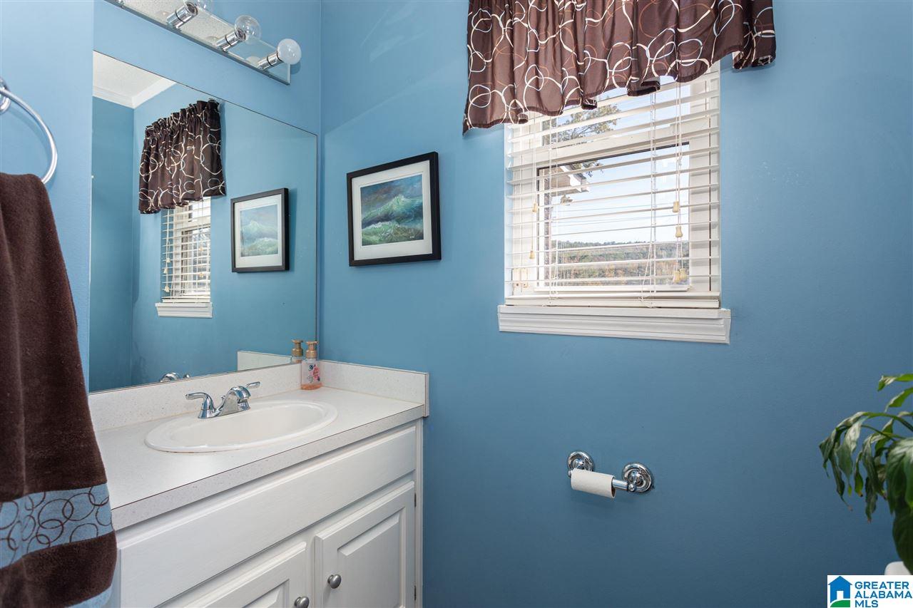135 Northeast Nichols Road Leeds, AL 35094 - Photo 14 of 43