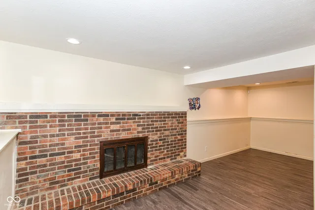 $215,000 | 6911 Littleton Drive, Indianapolis, IN 46221