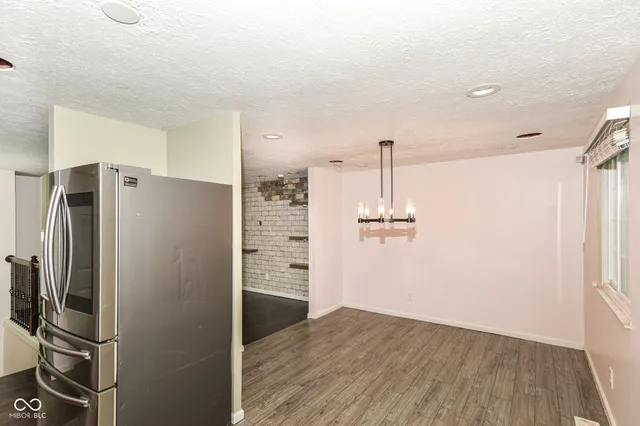 $215,000 | 6911 Littleton Drive, Indianapolis, IN 46221