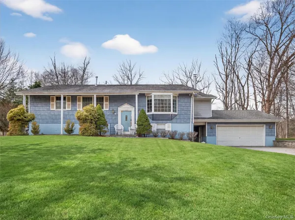 $1,249,000 | 15 Victoria Drive, Airmont, NY 10901