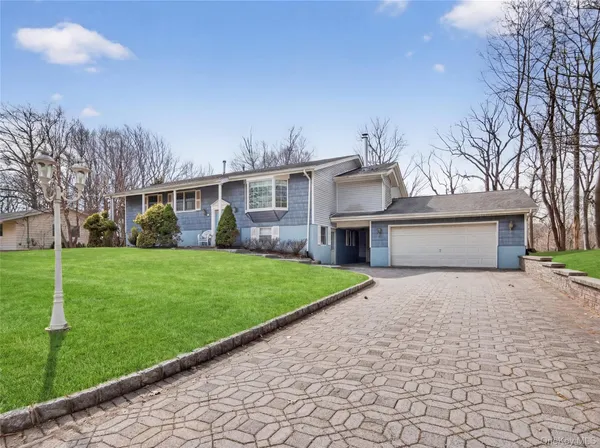 $1,249,000 | 15 Victoria Drive, Airmont, NY 10901