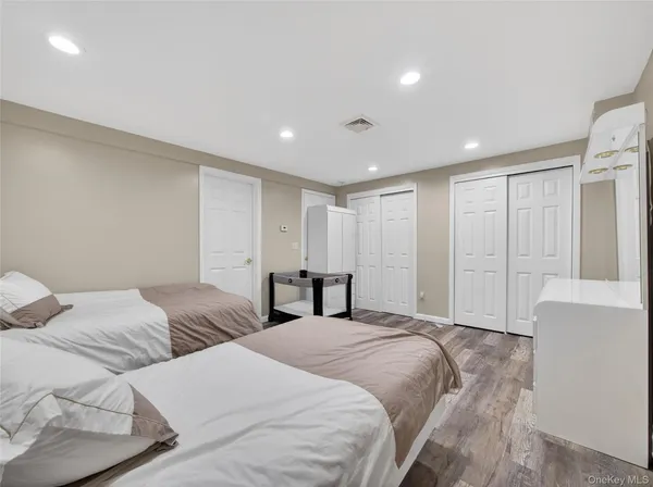 $1,249,000 | 15 Victoria Drive, Airmont, NY 10901