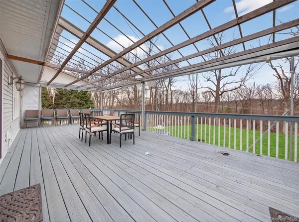 $1,249,000 | 15 Victoria Drive, Airmont, NY 10901