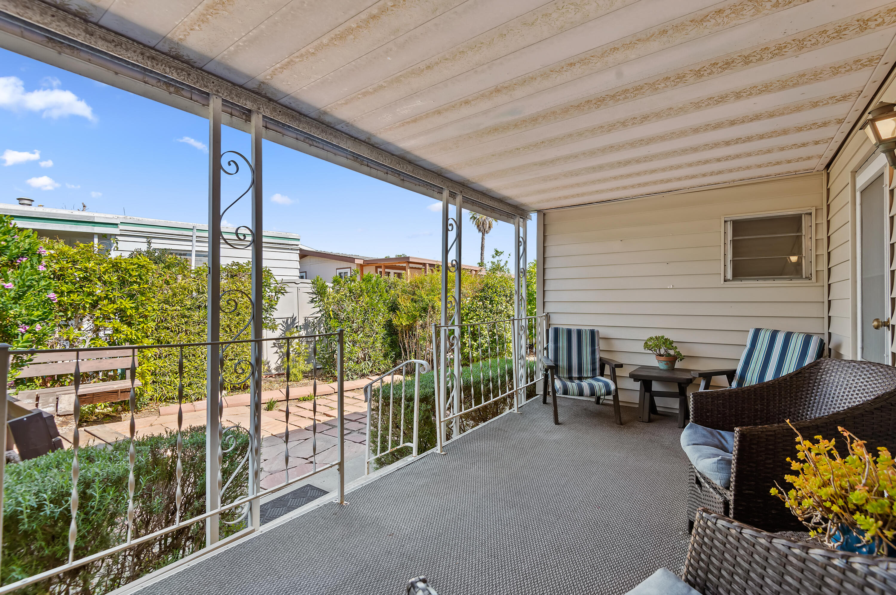 333 Old Mill Road, Unit 96 Santa Barbara, CA 93110 - Photo 10 of 15 14 - Porch