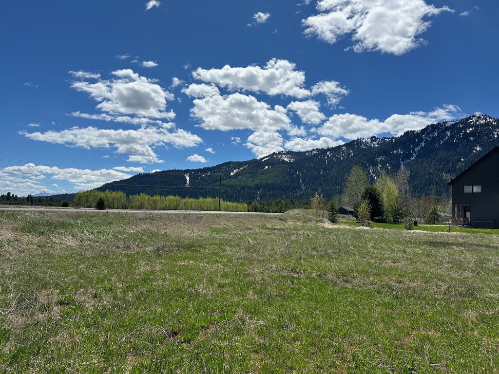 13116 Hawks Bay Road, Unit 9 Donnelly, ID 83615 - Photo 6 of 16