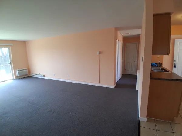 $1,400 | 1845 White Chappel Drive, Unit 2A, Mount Prospect, IL 60056