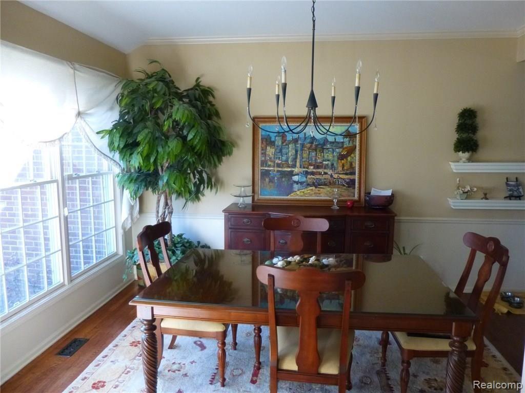 1879 Beaver Creek Drive Rochester, MI 48307 - Photo 3 of 24