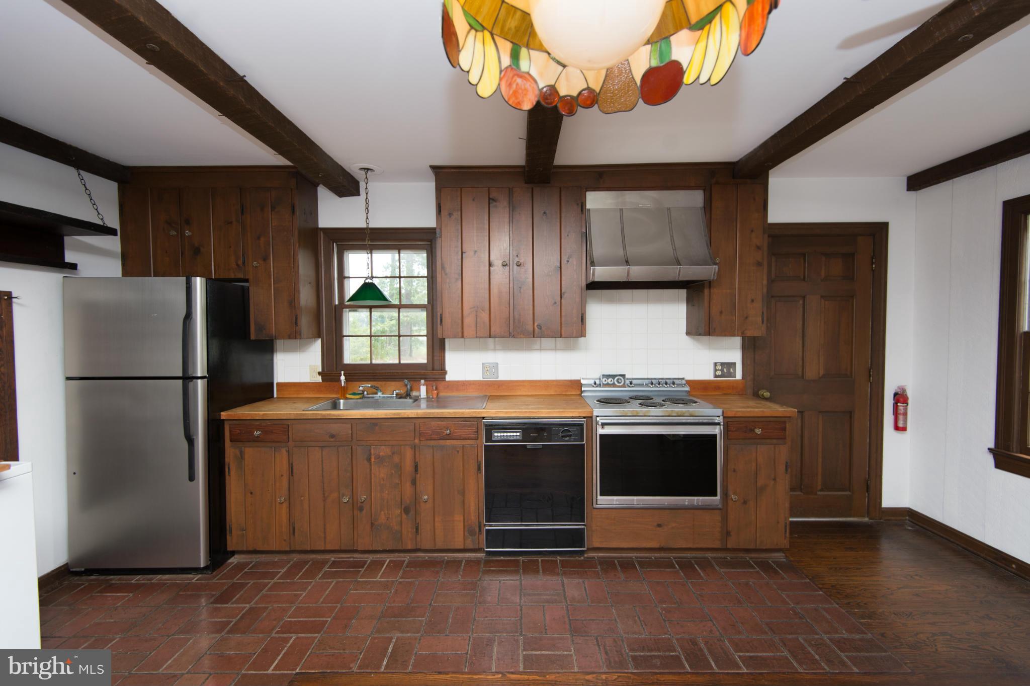 6105 Twin Point Cove Road Cambridge, MD 21613 - Photo 7 of 30 Kitchen