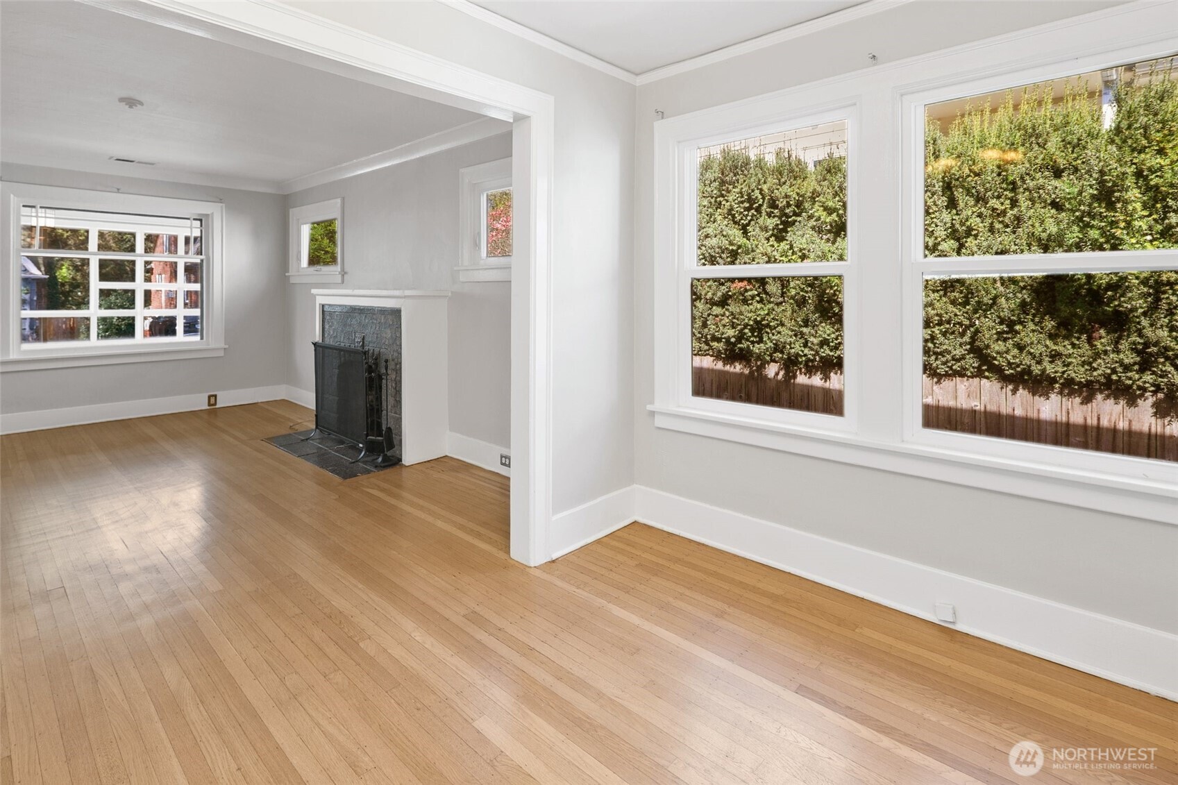 5718 25th Avenue Northeast Seattle, WA 98105 - Photo 15 of 40