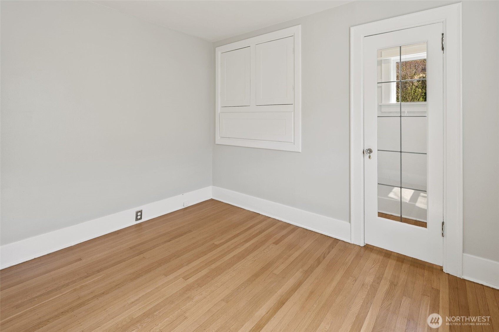 5718 25th Avenue Northeast Seattle, WA 98105 - Photo 16 of 40