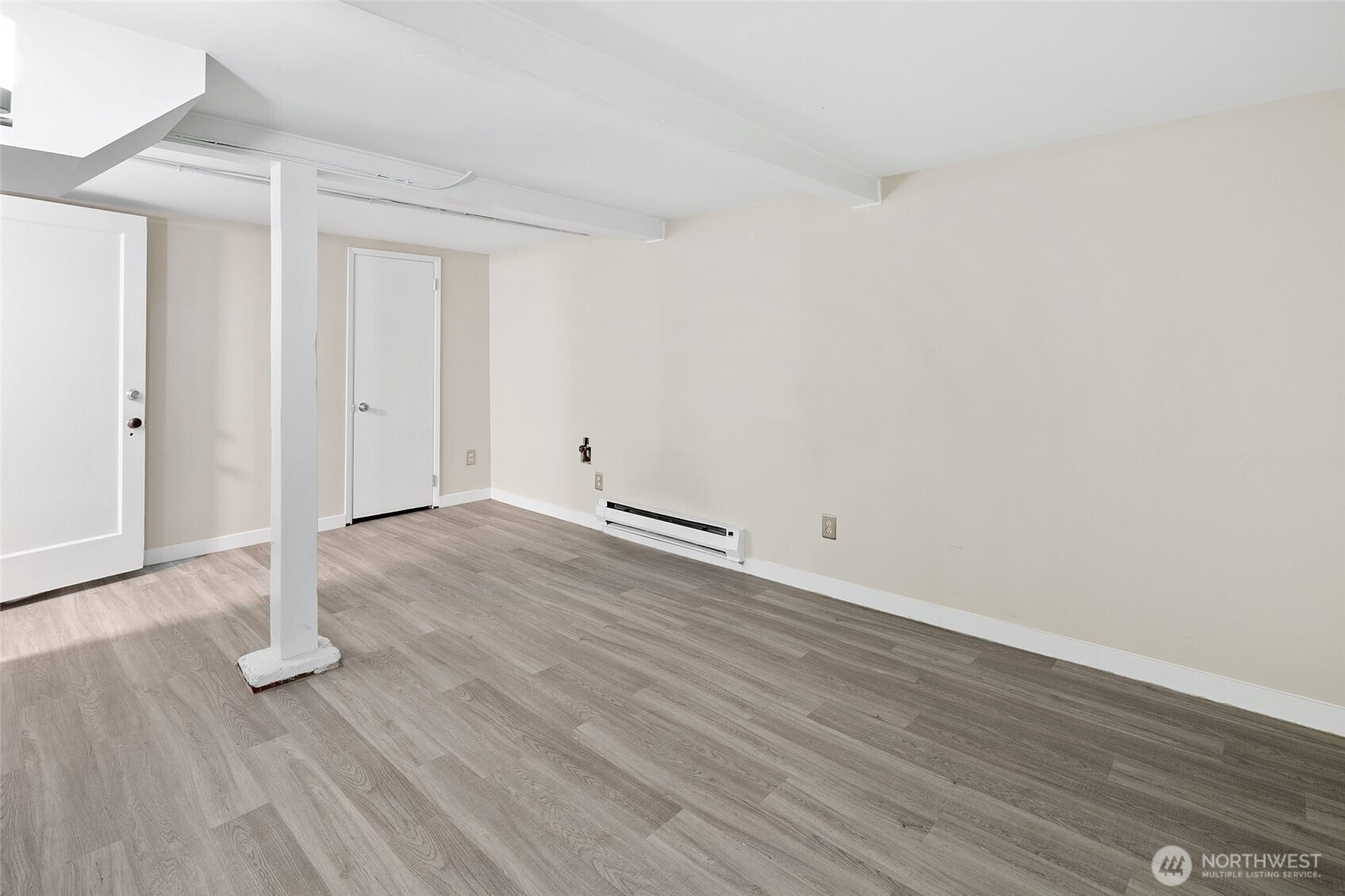 5718 25th Avenue Northeast Seattle, WA 98105 - Photo 32 of 40