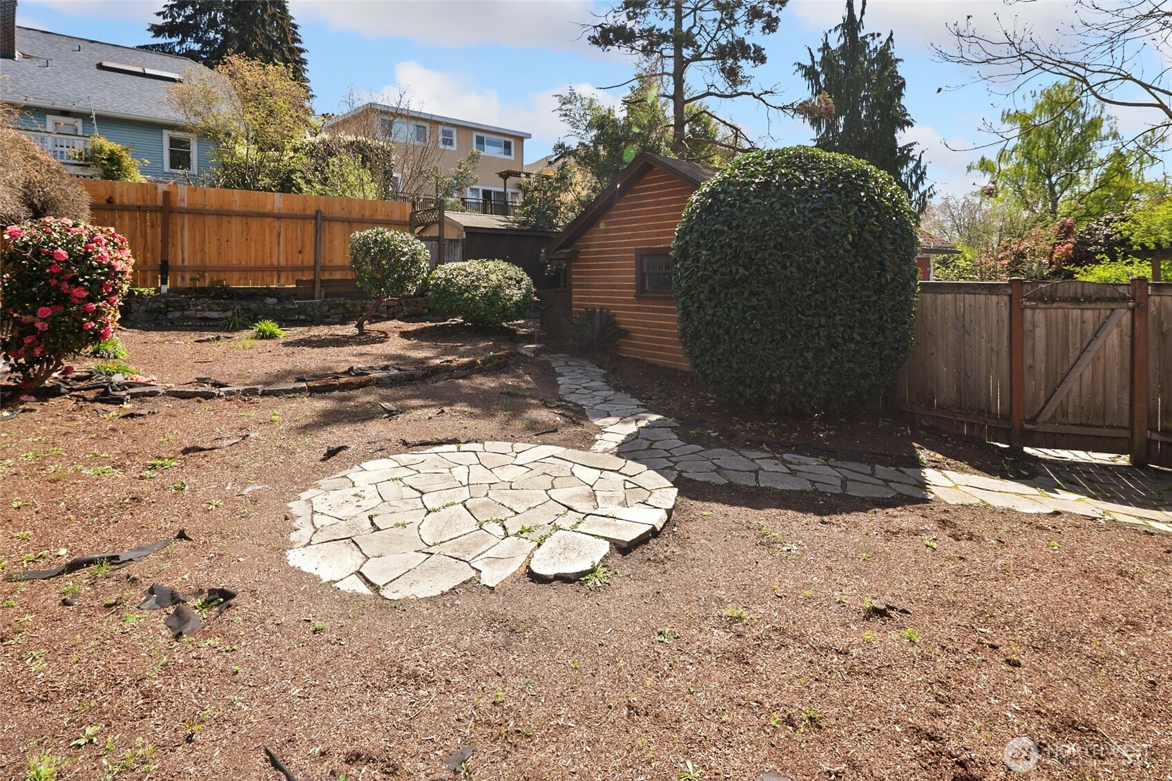 5718 25th Avenue Northeast Seattle, WA 98105 - Photo 38 of 40