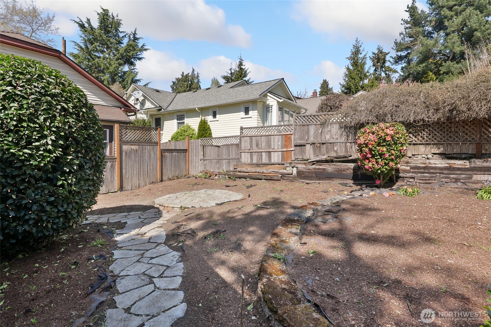 5718 25th Avenue Northeast Seattle, WA 98105 - Photo 39 of 40