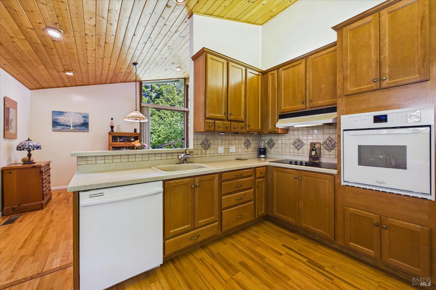 4281 Mitchell Road Eureka, CA 95503 - Photo 25 of 72