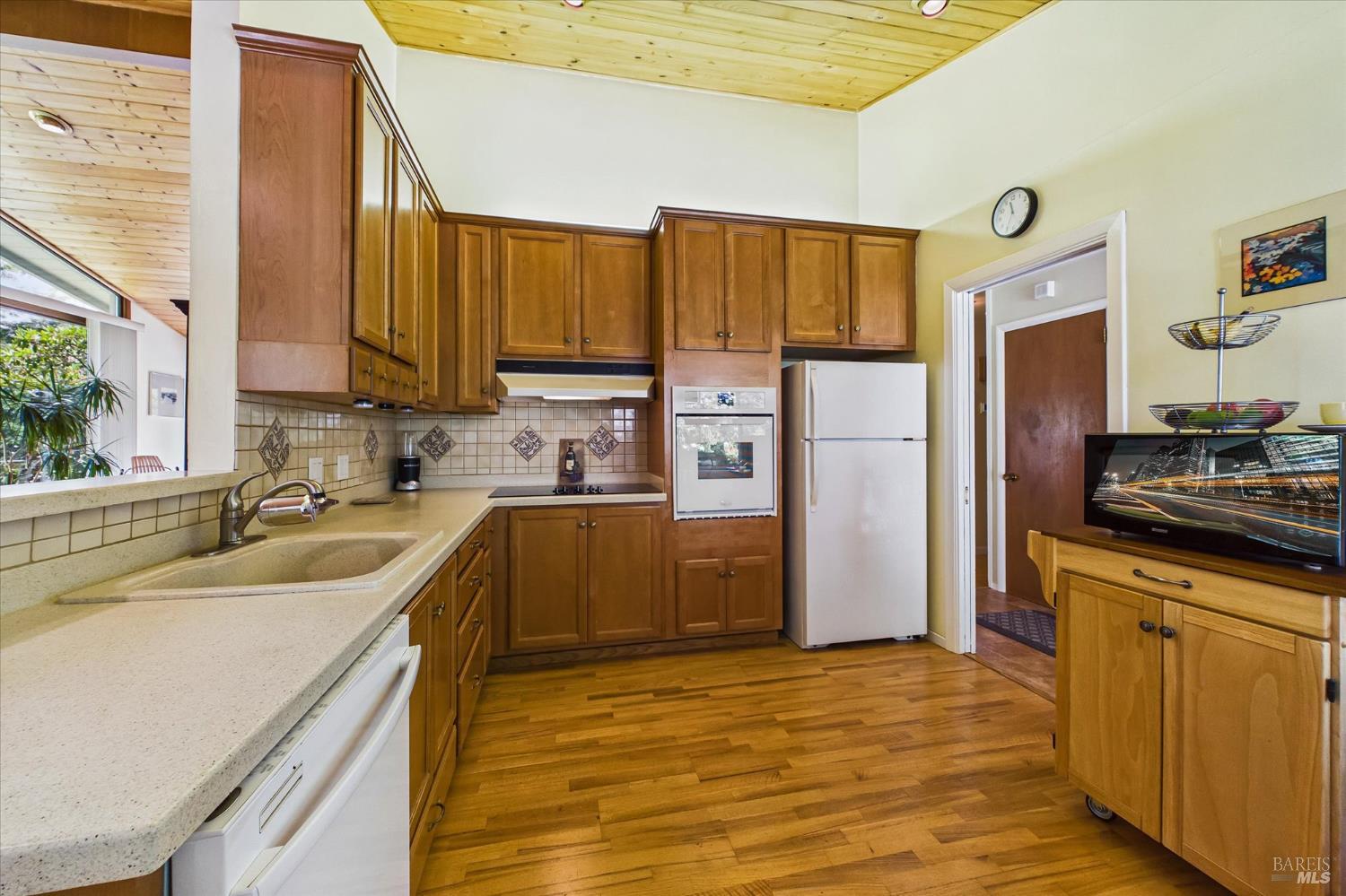 4281 Mitchell Road Eureka, CA 95503 - Photo 27 of 72