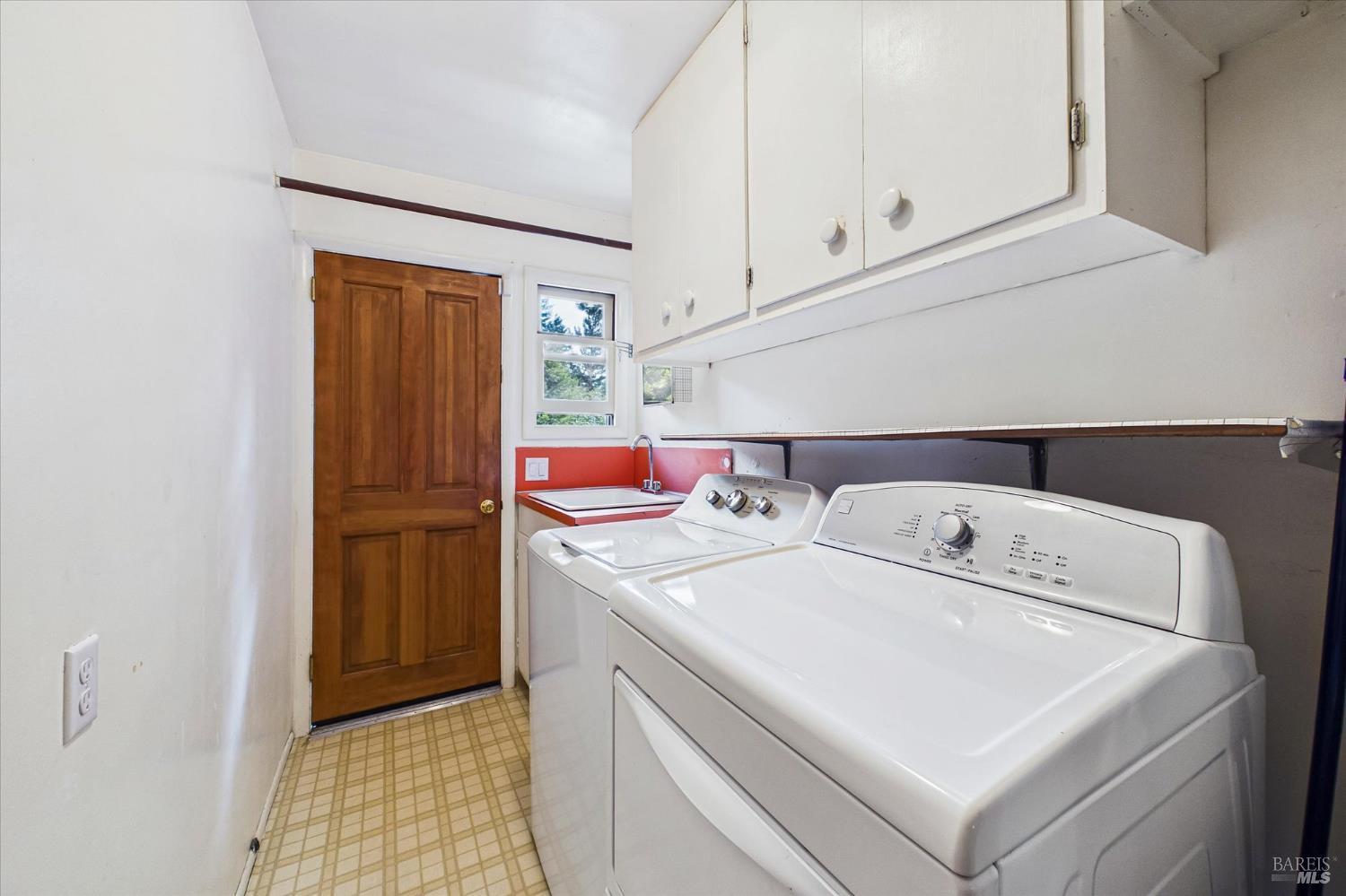 4281 Mitchell Road Eureka, CA 95503 - Photo 44 of 72