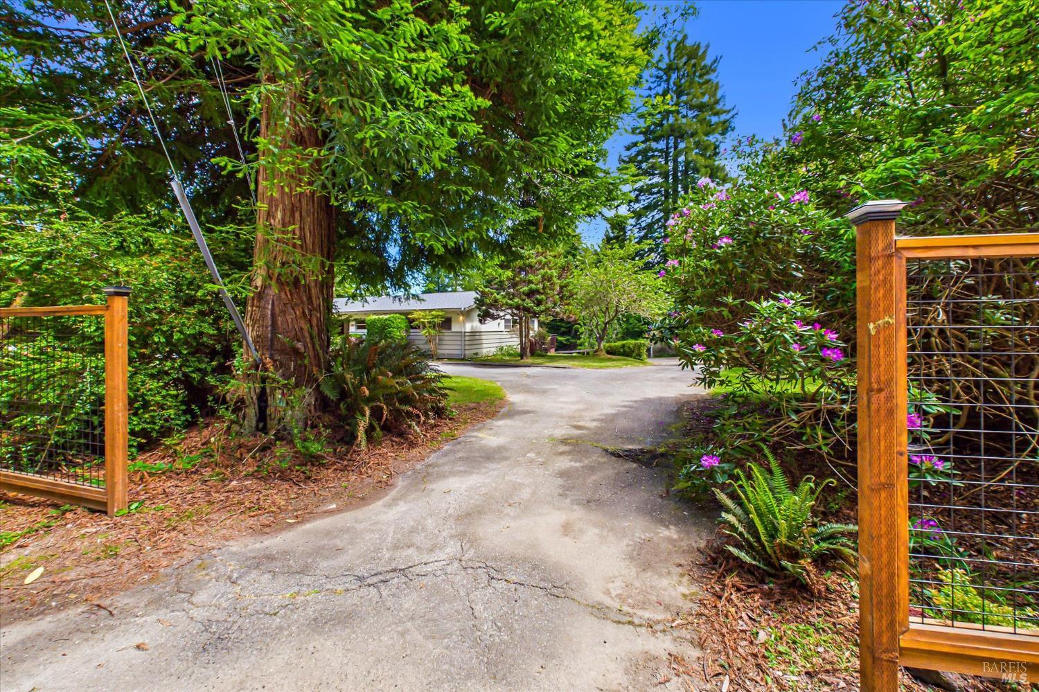 4281 Mitchell Road Eureka, CA 95503 - Photo 7 of 72
