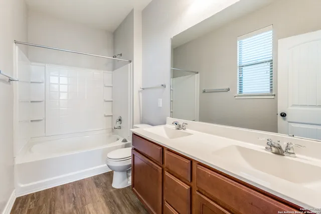 $1,695 | 1999 Wind Chime Way, New Braunfels, TX 78130