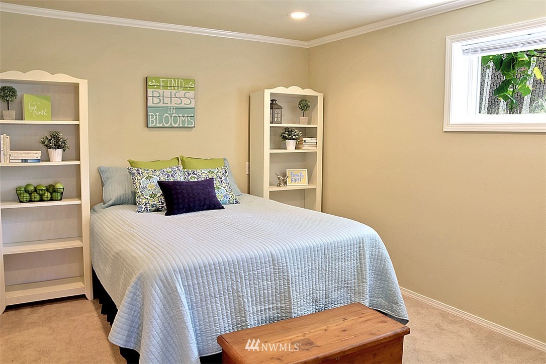 14835 Southeast 114th Street Renton, WA 98059 - Photo 10 of 23 Gallery Image 10