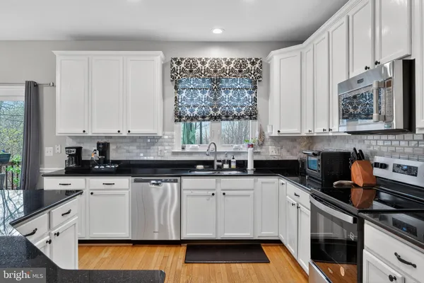 $845,000 | 5153 Ballycastle Circle, Alexandria, VA 22315