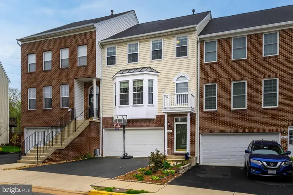 $845,000 | 5153 Ballycastle Circle, Alexandria, VA 22315