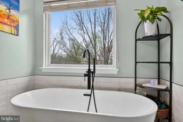 $845,000 | 5153 Ballycastle Circle, Alexandria, VA 22315