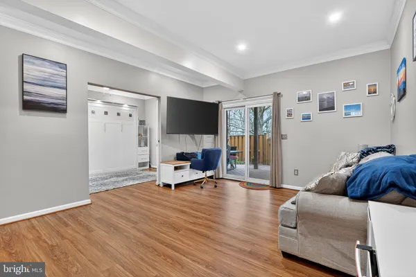 $845,000 | 5153 Ballycastle Circle, Alexandria, VA 22315