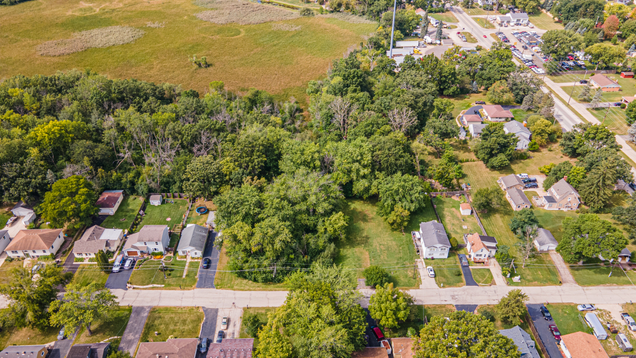 36414 Wesley Road Ingleside, IL 60041 - Photo 5 of 20 Gallery Image 5